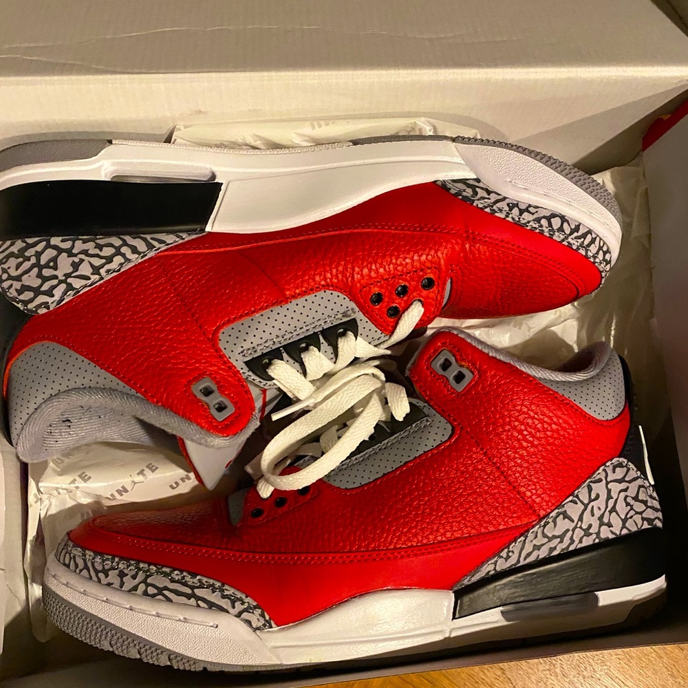 Jordan 3 retro fire red. Men’s 9.5. OG box